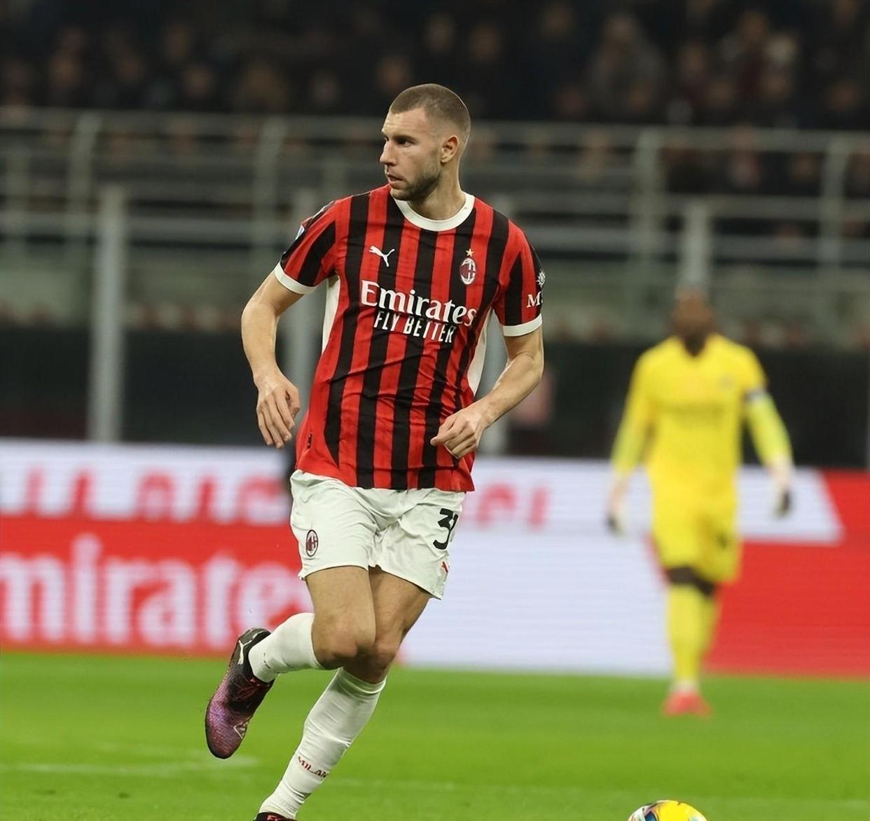 kaiyun-加时末段AC米兰调整名单以备西甲；回应争议环节打磨；悬念犹存；年轻球员得到机会的简单介绍